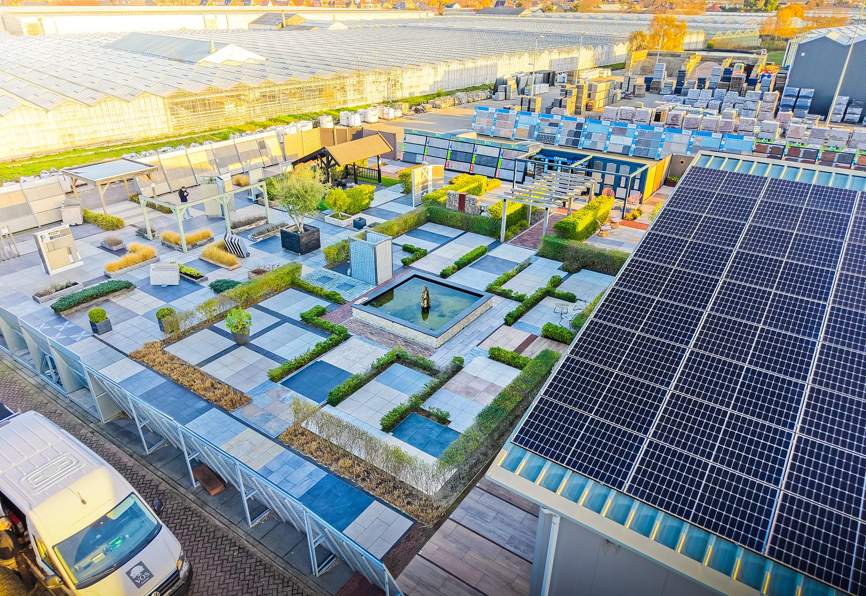 Van der Valk Tuinmaterialen