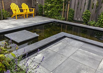 Vijverrand hoek blue moon honed linea 50/50x30x3cm