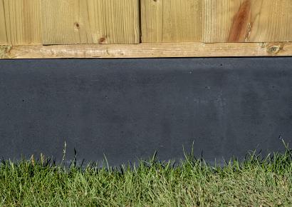Onderplaat 3,5x24x180cm glad antraciet gecoat voor sleufpaal