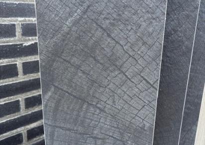 Solostone Timber Black 20x80x3cm