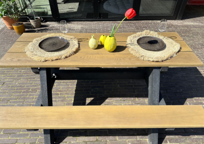 TimberTouch Picknicktafel 180x140x75cm