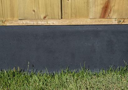 Onderplaat 3,5x24x180cm glad antraciet voor betonpaal