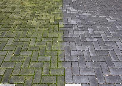 <p>Reiniging en onderhoud zijn essentieel voor een mooie tuin. Door regelmatig uw tuin te onderhouden, verlengt u de levensduur van de producten en blijft uw tuin er goed uit zien. Heeft u last van vlekken in uw tuin? Behandel deze dan gelijk om te voorkomen dat ze dieper in de stenen trekken.</p>

<p><strong>Voordelen van uw tuin reinigen:</strong></p>

<ul>
	<li><strong>Ontspanning: </strong>Een verzorgde is een plek om te ontspannen of om een gezellige tijd met vrienden te hebben.</li>
	<li><strong>Goede eerste indruk: </strong>Een verzorgde tuin maakt een goede eerste indruk op bezoekers.</li>
	<li><strong>Voorkomt onkruidgroei: </strong>Door regelmatig te wieden voorkom je dat onkruid zich snel verspreidt.</li>
</ul>
